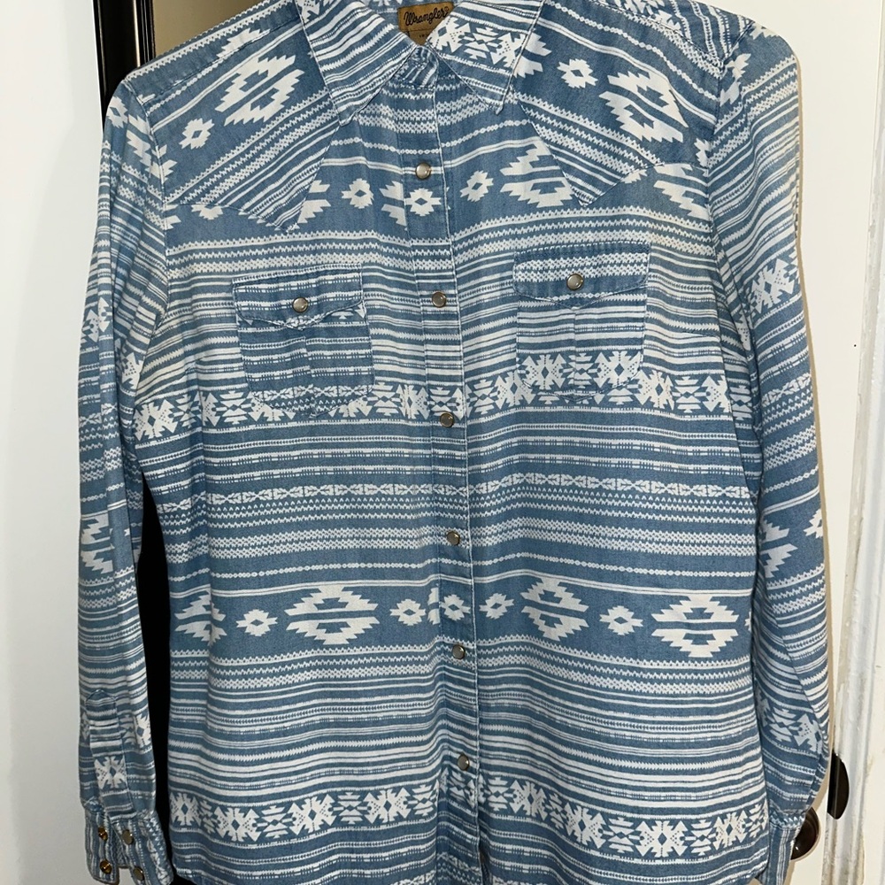 Women’s Retro Wrangler Button down